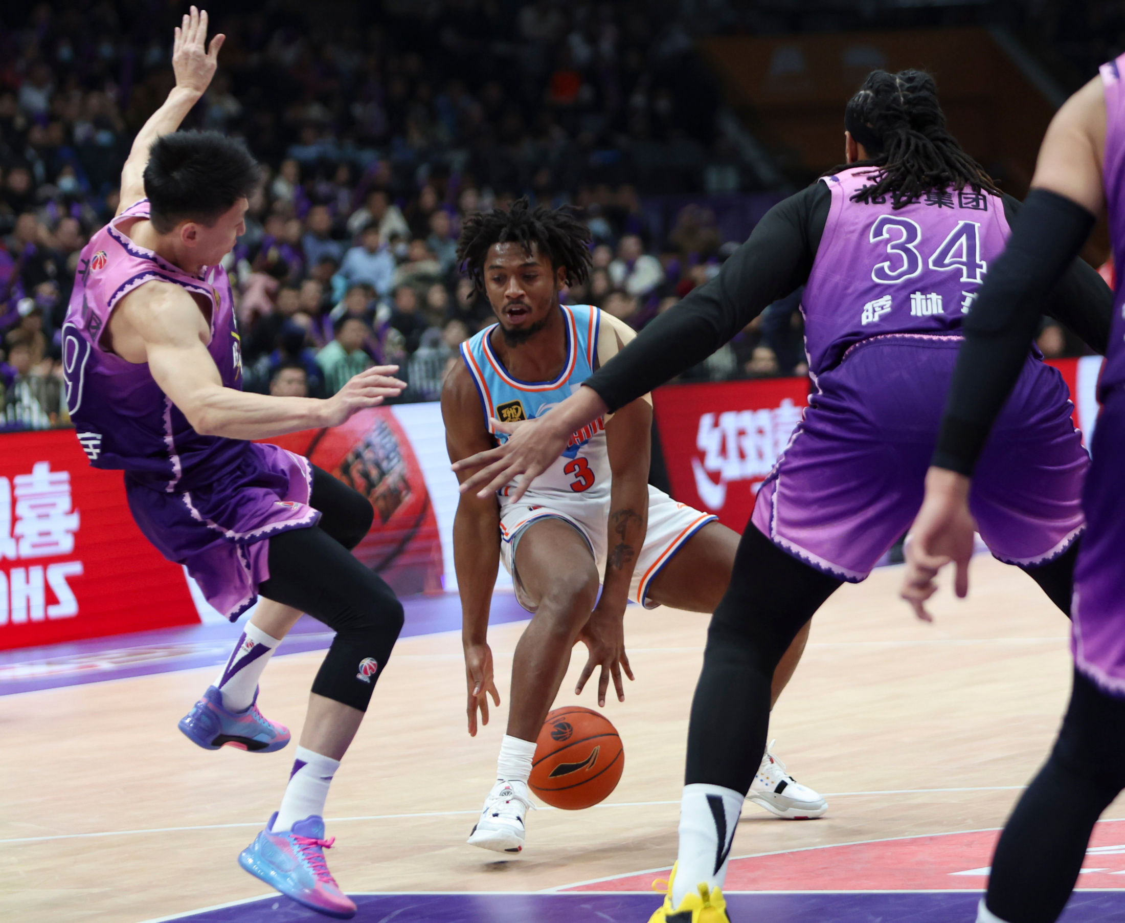 包含今夜突围战来临,新疆广汇围绕NBA常规赛复出首秀,更衣室稳定,细节决定成败的词条 包含今夜突围战来临,新疆广汇围绕NBA常规赛复出首秀,更衣室稳定,细节决定成败的词条