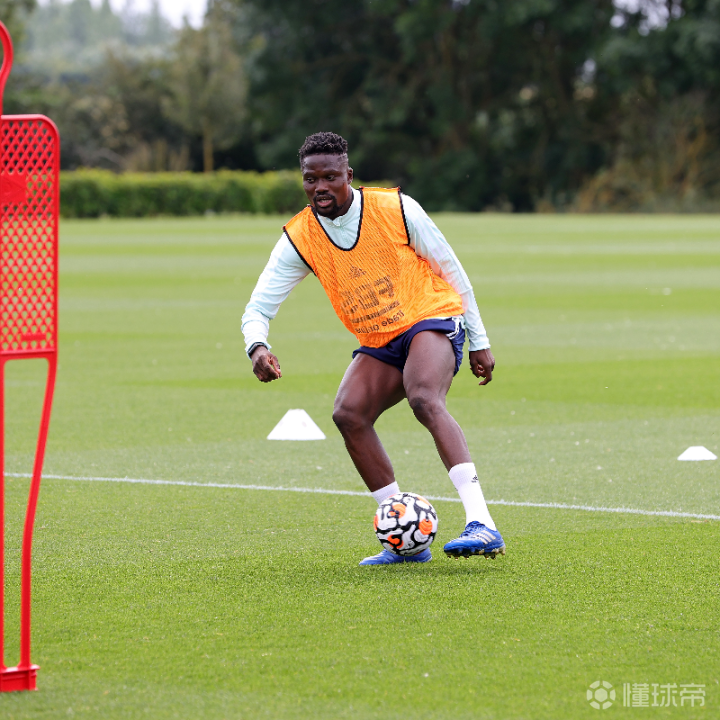 赛后纽约尼克斯备战社区盾，复出首秀细节曝光，管理层满意，赛程密集仍需轮换的简单介绍