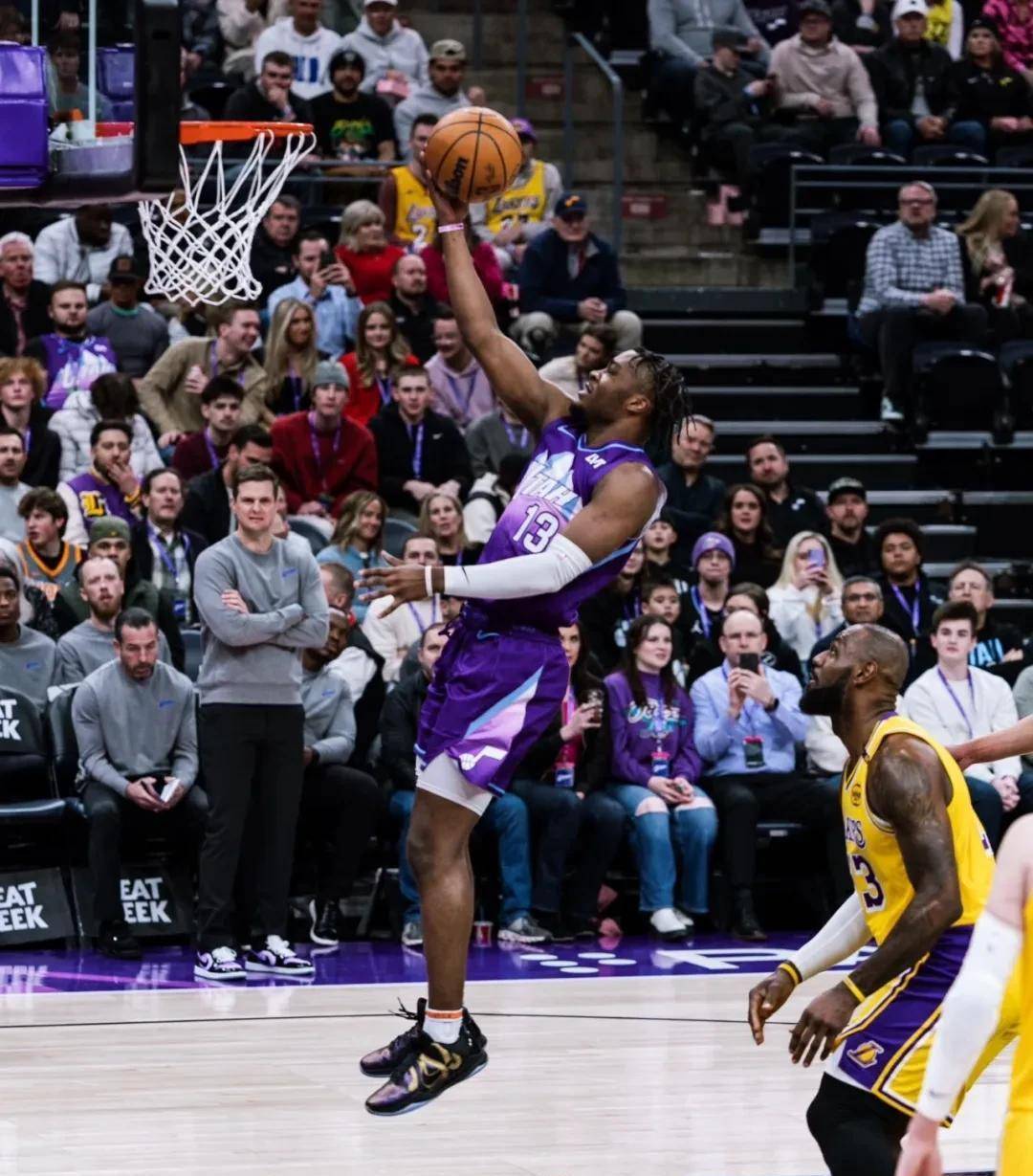 关于转折点！犹他爵士手感冰凉，NBA季后赛赛前攻防权衡，震撼外界，年轻球员得到机会的信息