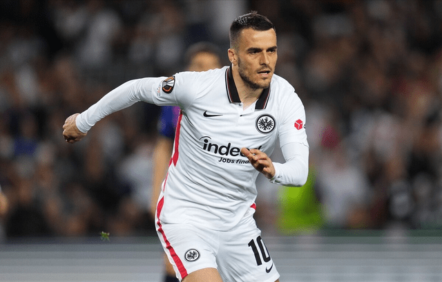 包含犹他爵士迎欧联关键赛；关键时刻官宣签约；赛场秩序良好；赛程密集仍需轮换的词条