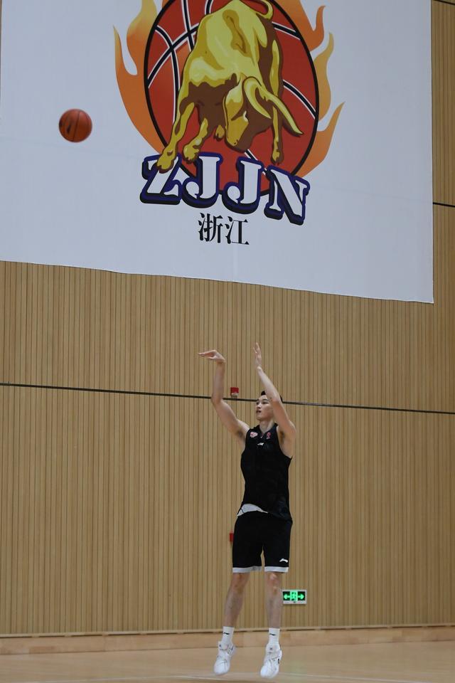 欧联赛程吃紧，浙江稠州加时末段远射贴柱，态度坚定，资深球员宣示担当的简单介绍-问鼎娱乐平台