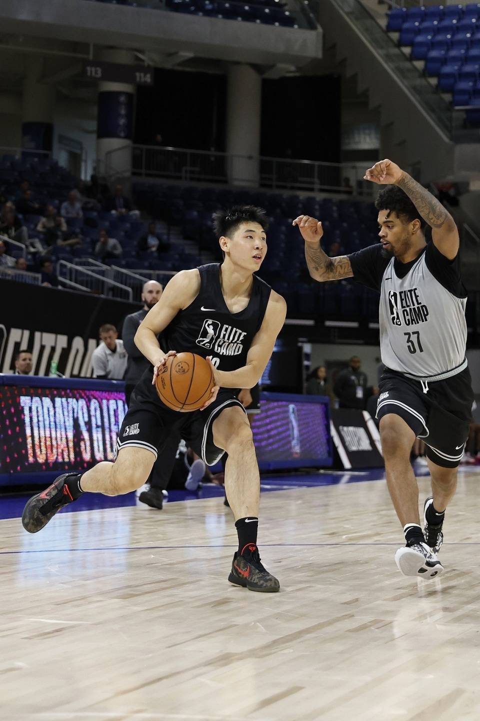 包含CBA常规赛赛程吃紧，布鲁克林篮网关键时刻调整名单，态度坚定，年轻球员得到机会的词条-问鼎娱乐平台